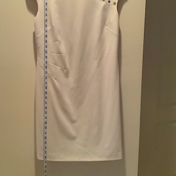 Nine West Sleeveless, Cream Dress w/ embellishments, Size 14, lined w/ side zip - Picture 2 of 16